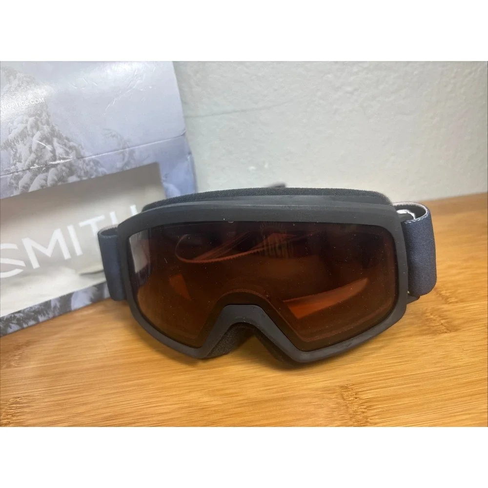 Smith Goggles Rascal Black Frame S2 Filter RC36 Lens Youth Fit Small